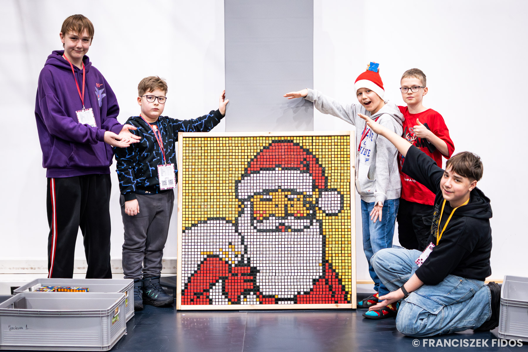 Uczestnicy zawodów Cube Factory Santa Claus Race Brzeziny 2025